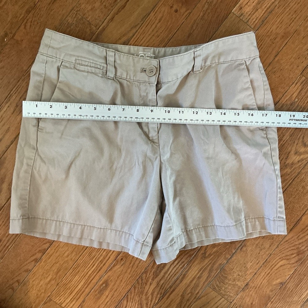 Ann Taylor Loft Khaki Casual Chino Shorts Size 6 - Picture 4 of 5